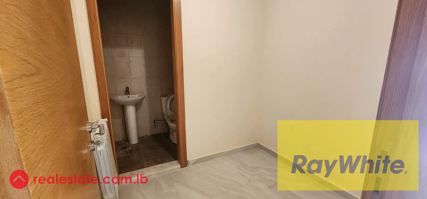 Apartment For Sale In Ain Aar — الصورة 5