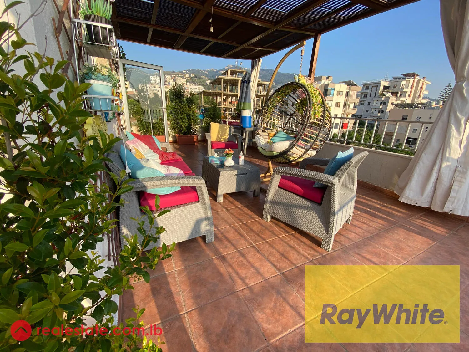 Duplex For Sale In Bouar With Open Sea View