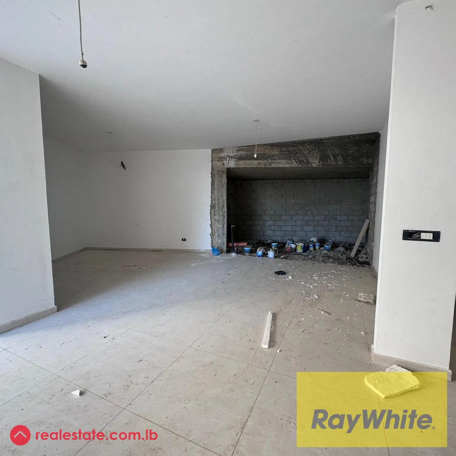 Apartment With Terrace 110m² For Sale In Dik El Mehdi