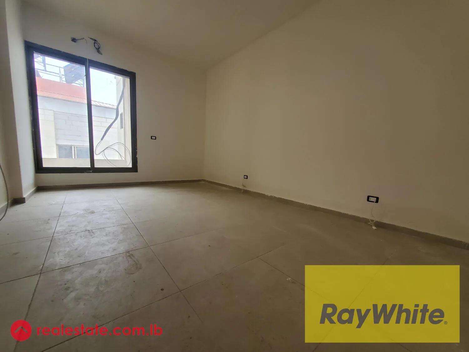 Apartment For Sale In Rabweh — الصورة 2