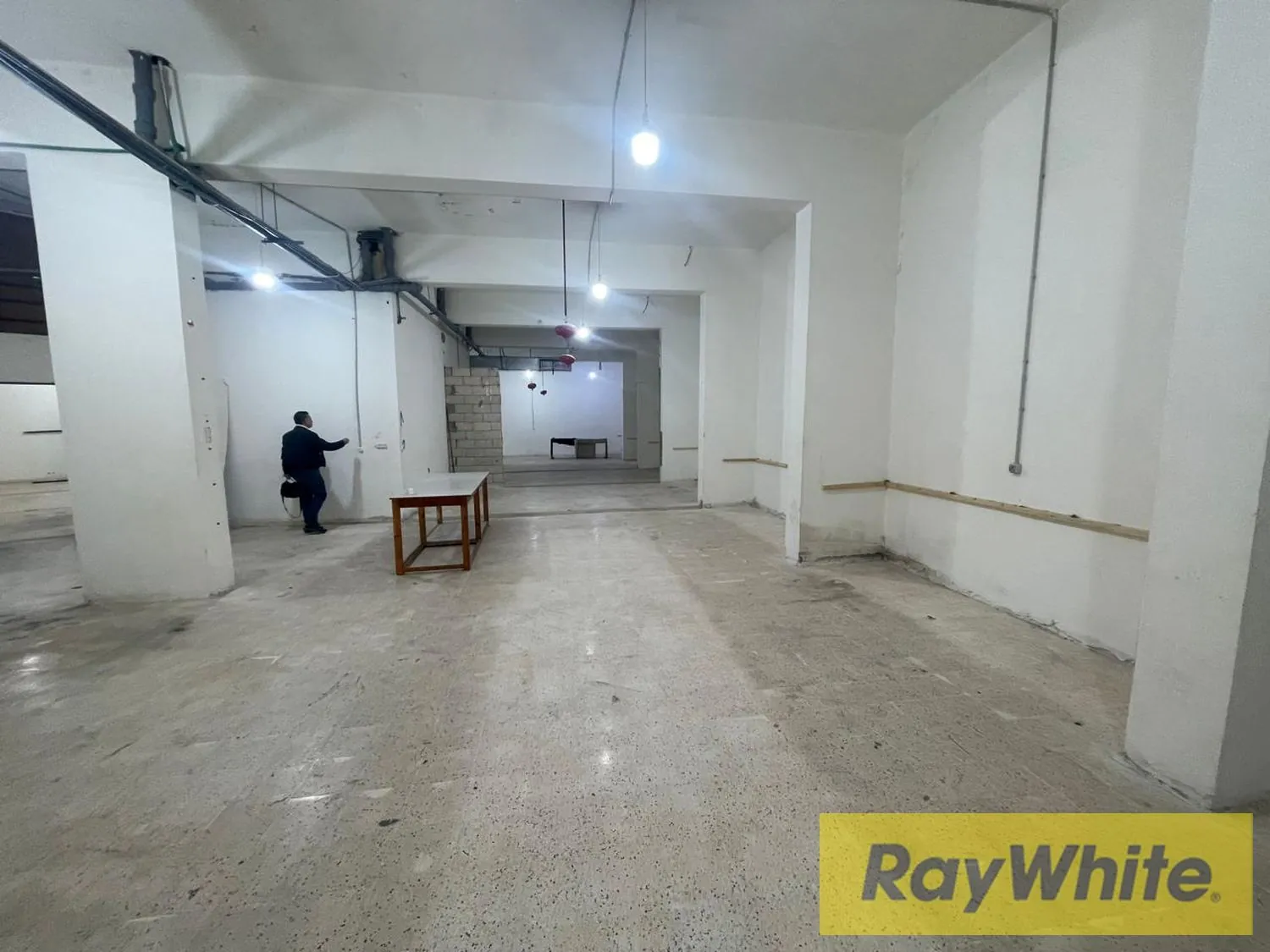 Warehouse For Sale In Dekwaneh – 500 Sqm — photo 3