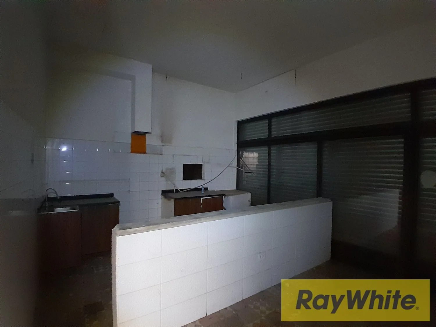 Shop For Rent In Achrafieh – 35 Sqm | Ground Floor — الصورة 3