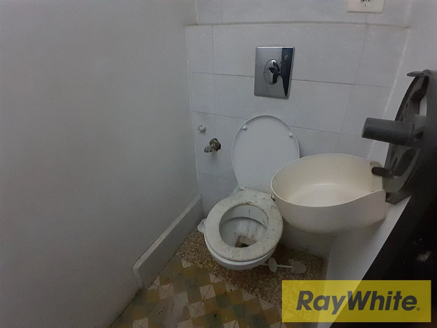 Shop For Rent In Achrafieh – 35 Sqm | Ground Floor — الصورة 4