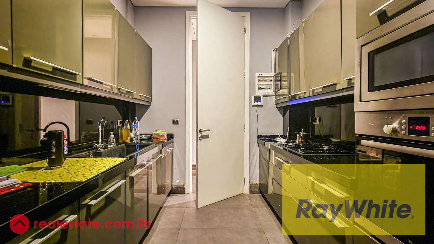 Apartment For Sale In Achrafieh — photo 4