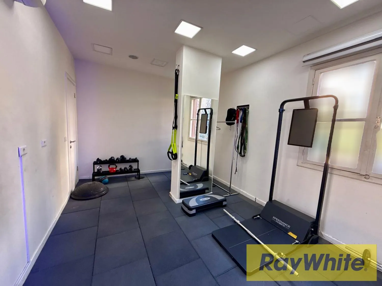Office For Rent In Saifi – 135 Sqm — الصورة 3