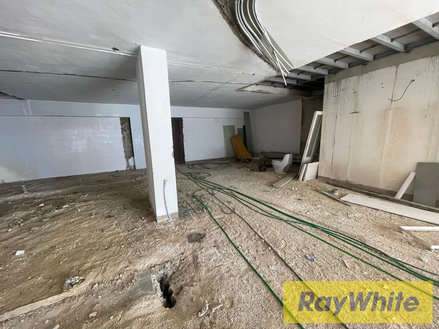 Showroom For Sale In Bauchrieh – 840 Sqm | 2 Floors — photo 5