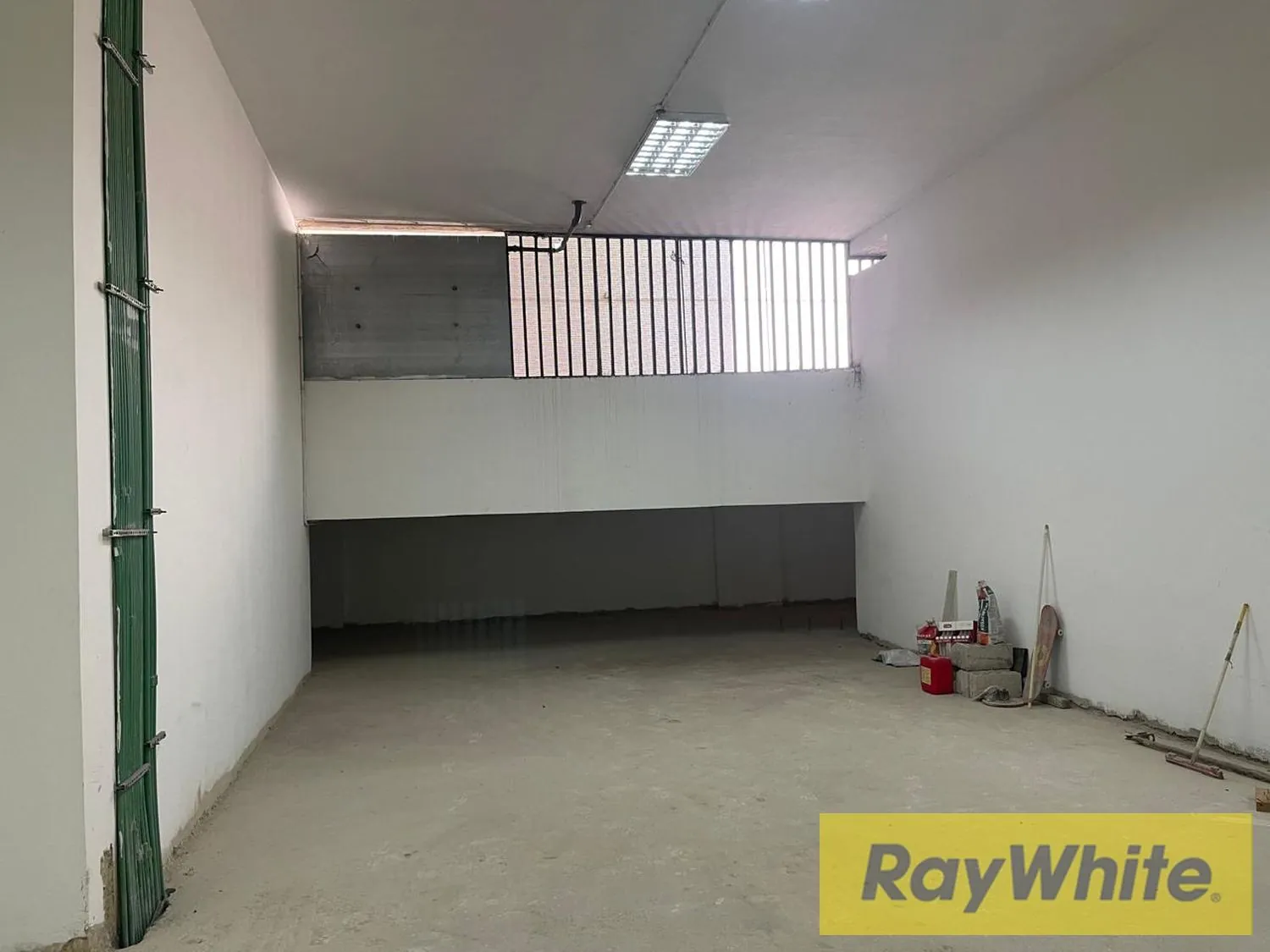 Warehouse For Sale In Baouchriyeh– 500 Sqm — photo 2