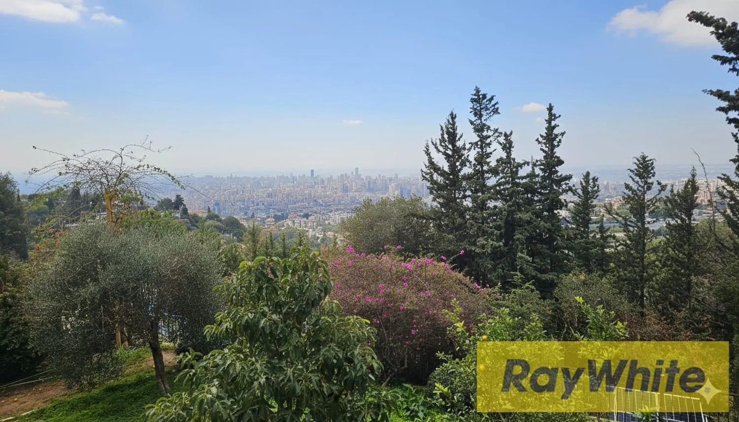 Land For Sale In Yarzeh|prime|1551m2|20|40 — الصورة 2