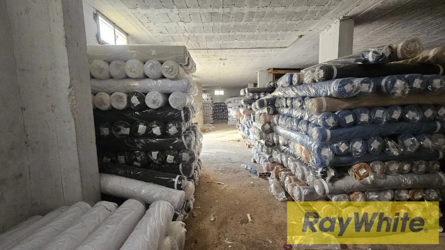 Warehouse For Sale Prime Hazmieh|500m2 — الصورة 3