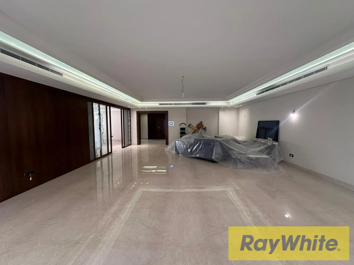 Luxury Apartment For Sale In Unesco – Beirut — الصورة 2