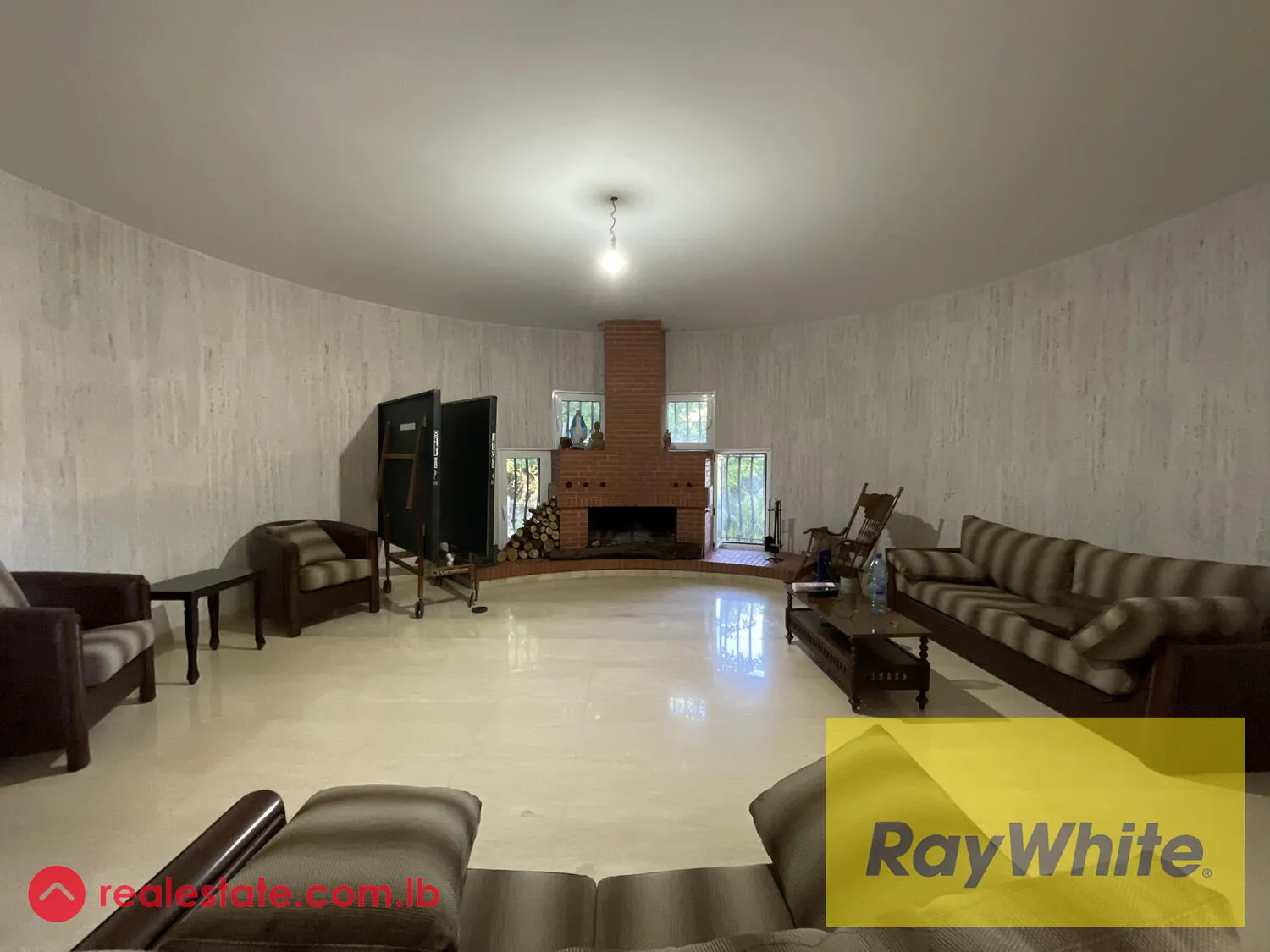 Villa Or Private House For Sale In Aannaya — الصورة 3
