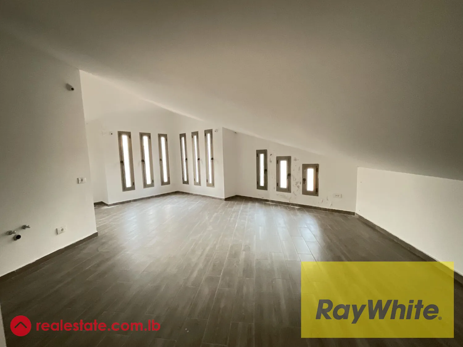 For Sale, Triplex In Hboub – Jbeil — الصورة 5