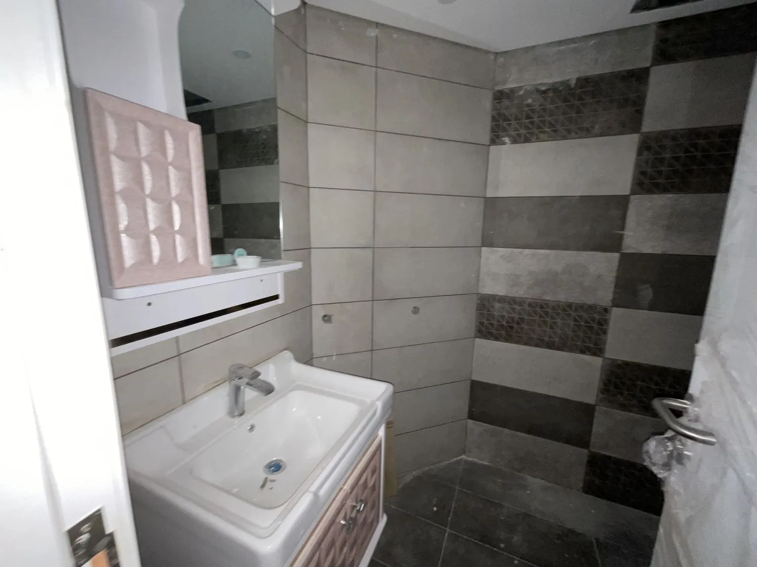 Apartment With Terrace For Sale In Hboub — photo 4
