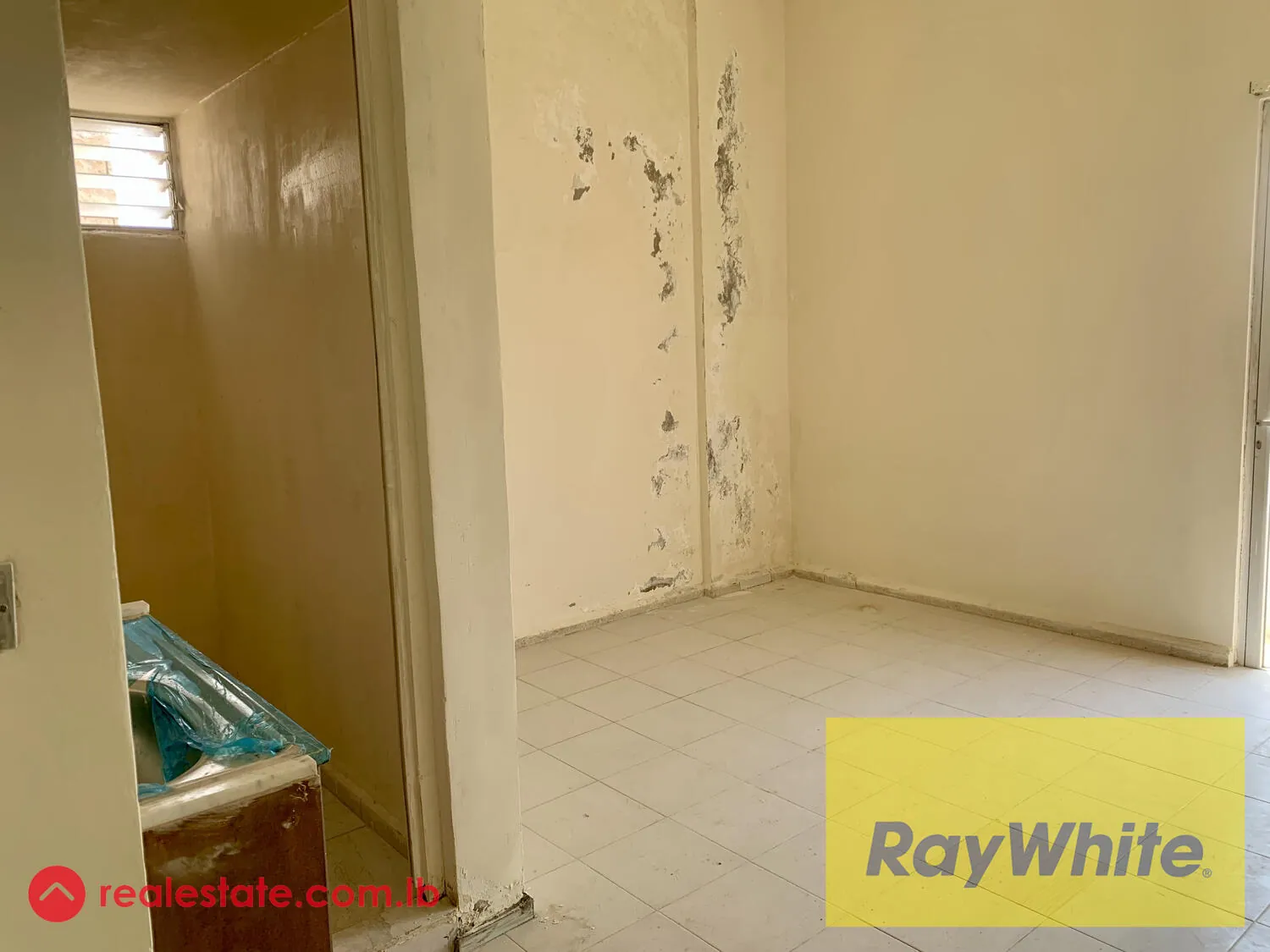 Studio Apartment For Rent In The Heart Of Amchit In A Prime Location. — الصورة 2