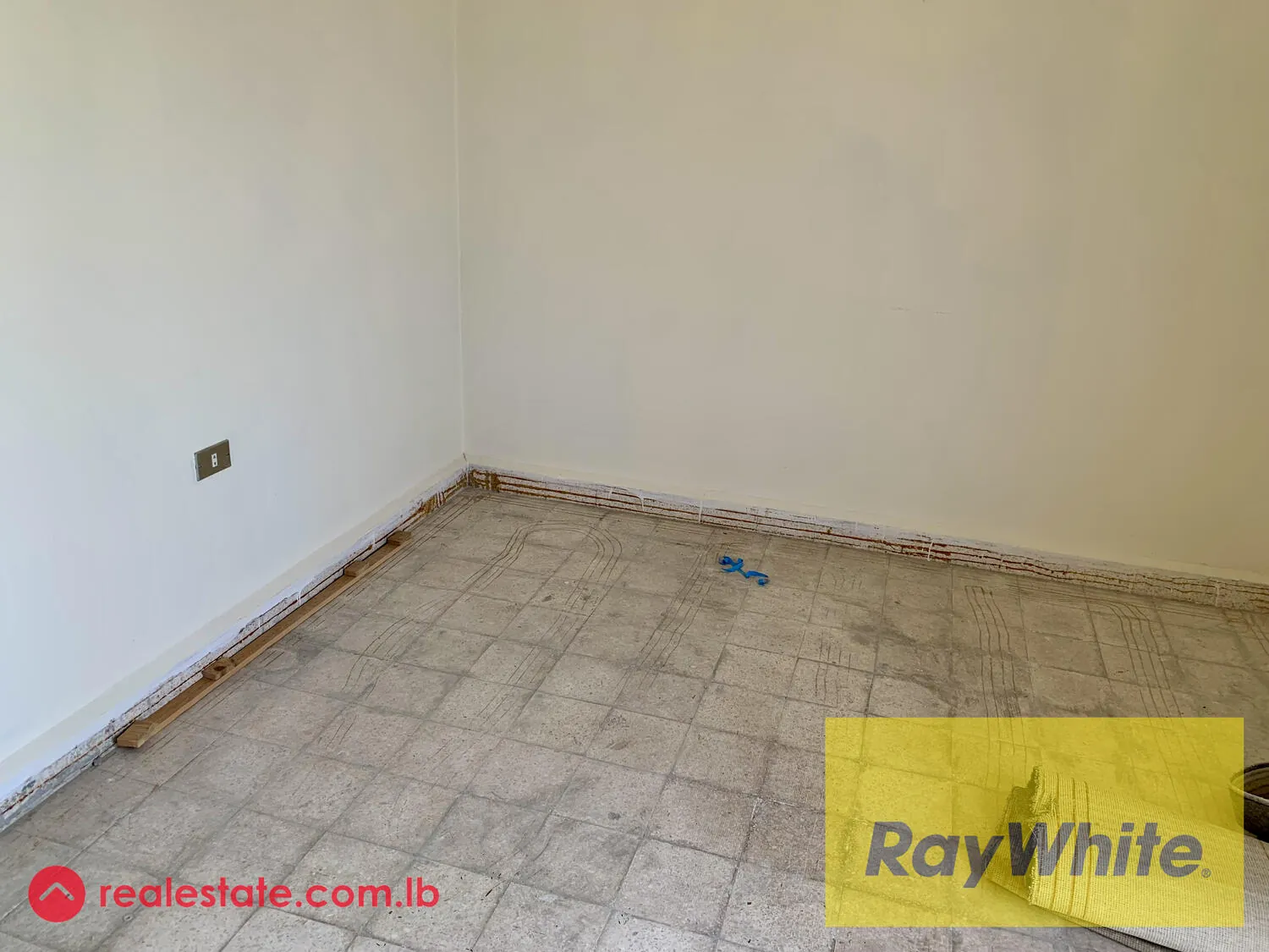 Studio Apartment For Rent In The Heart Of Amchit In A Prime Location. — الصورة 4