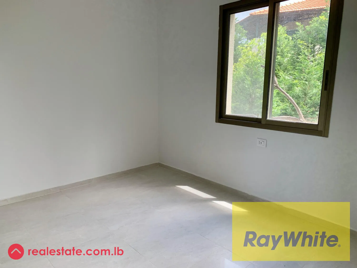 Brand New Apartment For Rent In Jeddayel With Private Garden And Partial Sea View — الصورة 5