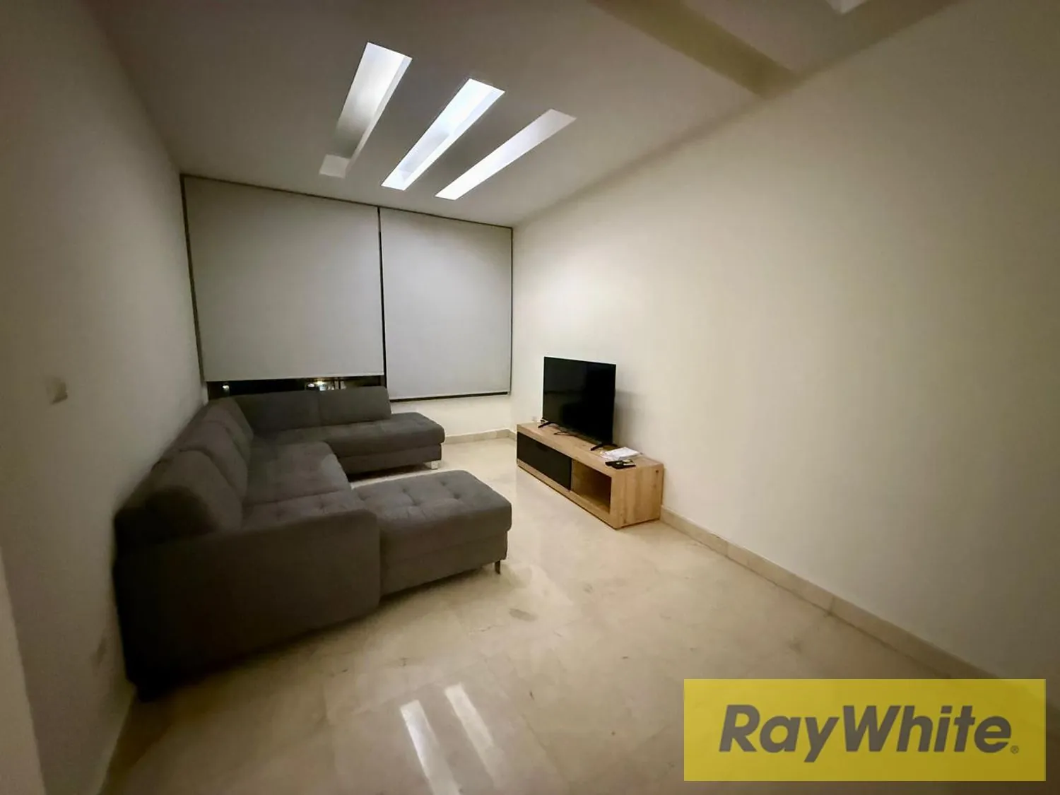 Fully Furnished Apartment For Rent In Achrafieh – 155 Sqm — photo 2