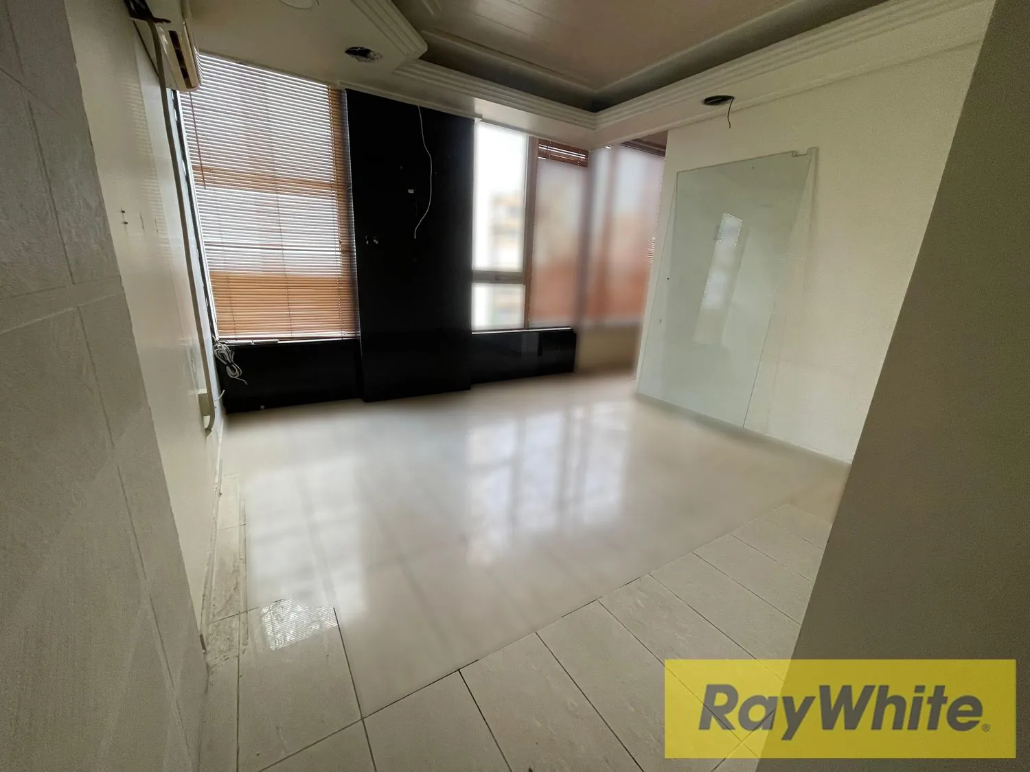 Office For Sale In Bauchriye – 80 Sqm — الصورة 5