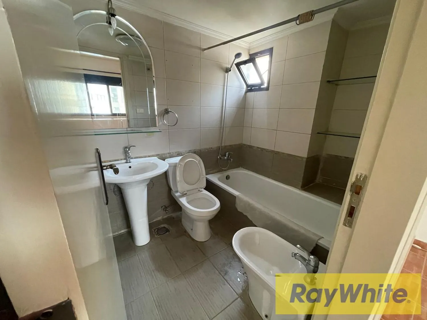 Apartment For Rent In Sabtieh – 155 Sqm — photo 5