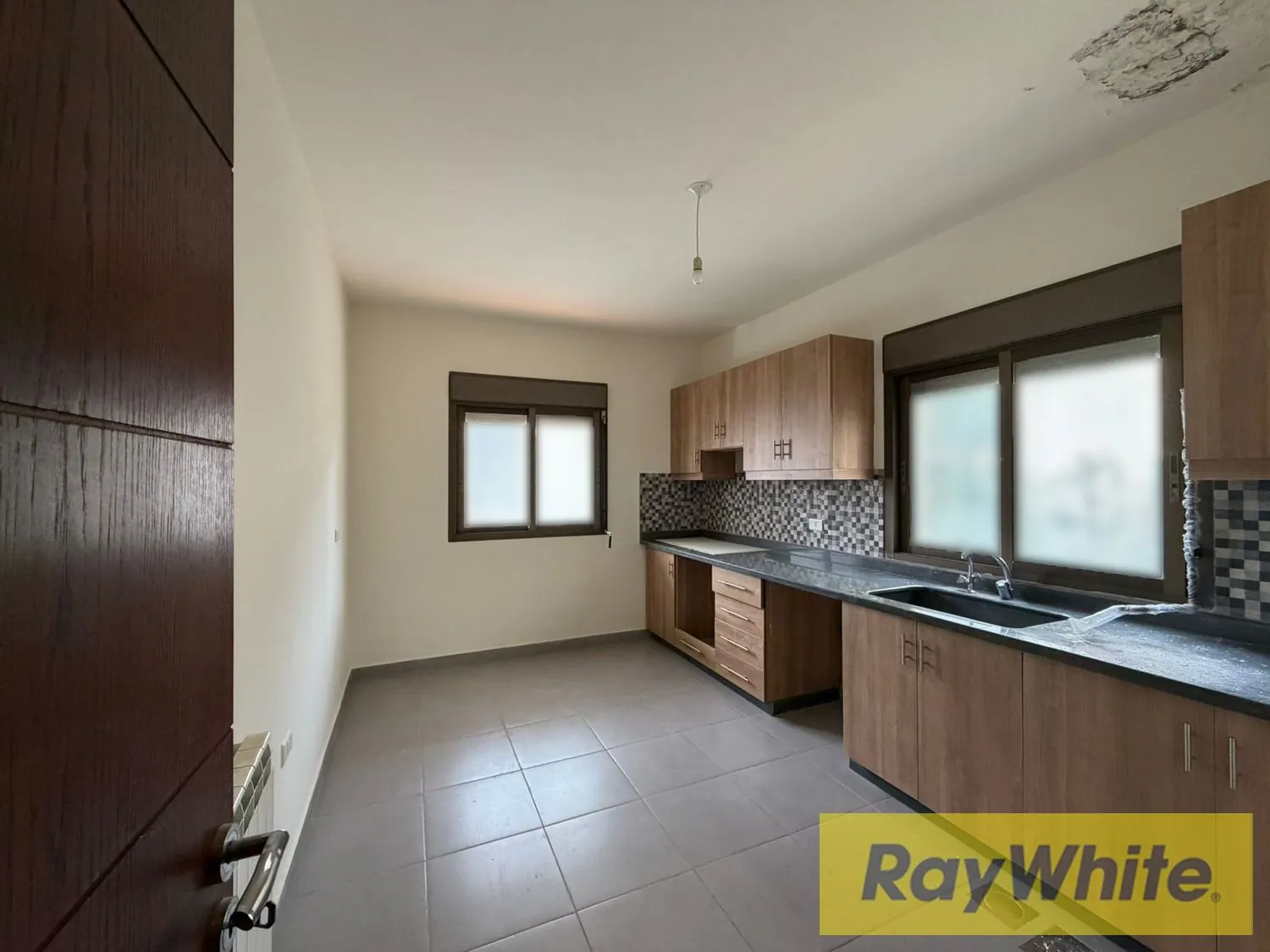 Brand New Apartment For Sale In Bharsaf – 130 Sqm + Terrace — الصورة 2