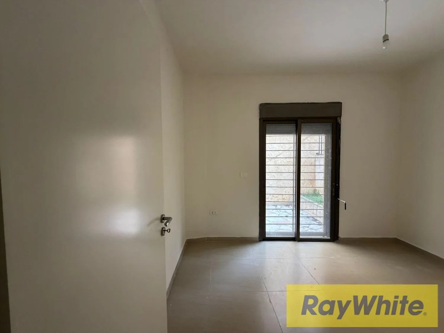 Brand New Apartment For Sale In Bharsaf – 130 Sqm + Terrace — الصورة 4