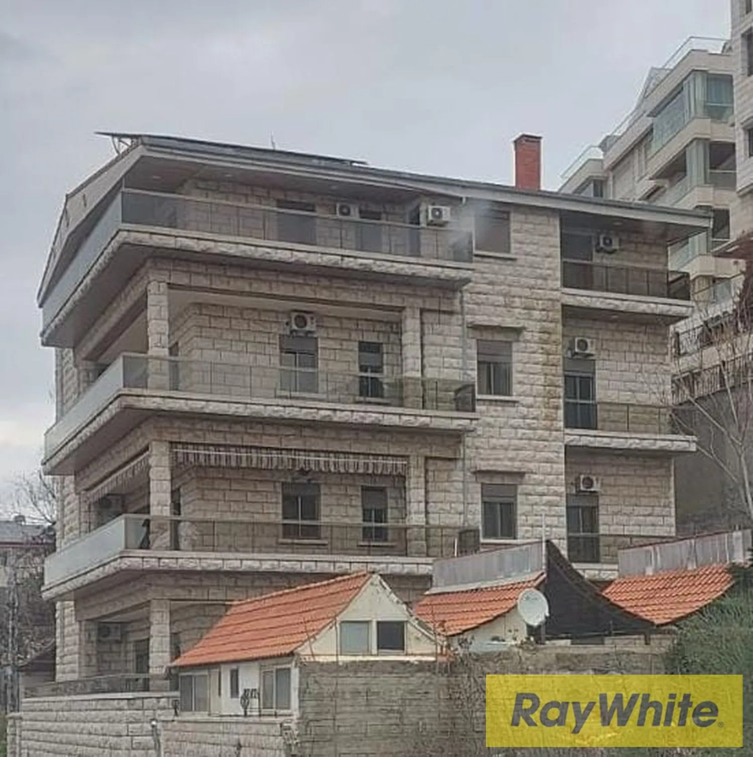 Building For Rent In Aley – 1,080 Sqm | 4 Floors