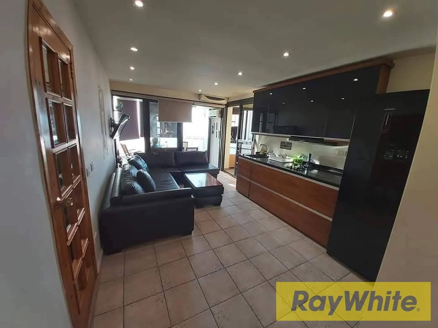 Furnished Chalet For Rent In Kaslik — الصورة 4