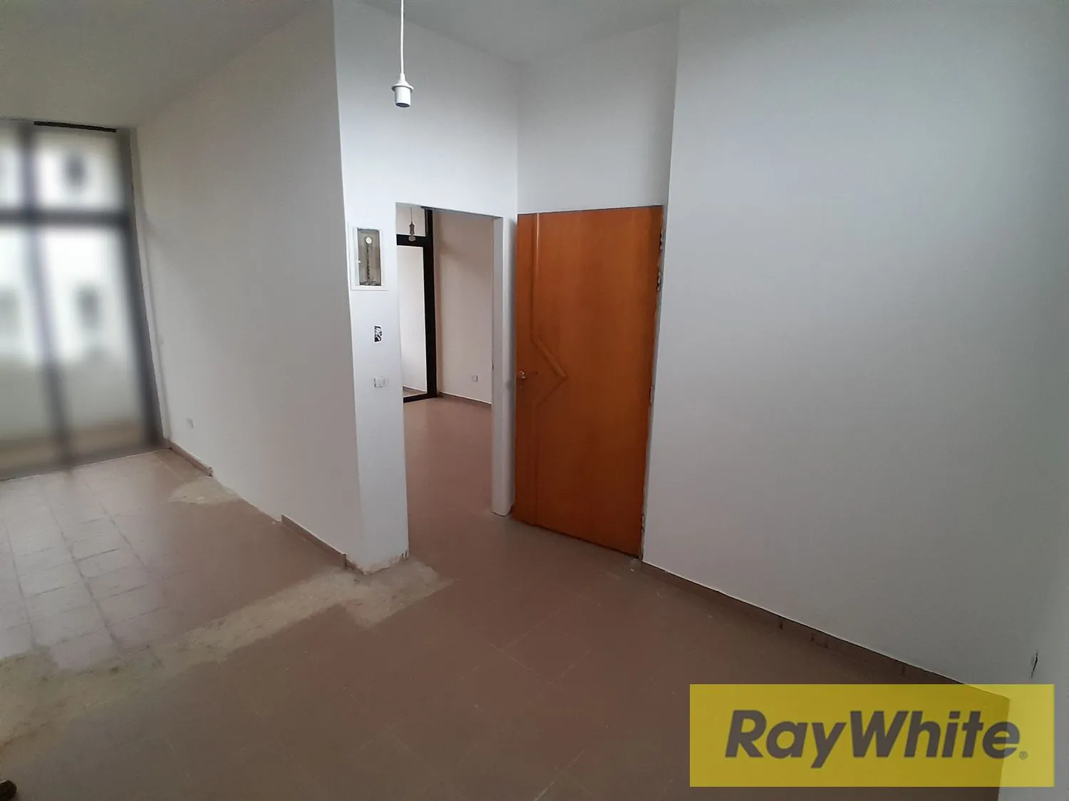 Office For Rent In Achrafieh – 97 Sqm | Hotel Dieu Area — الصورة 5