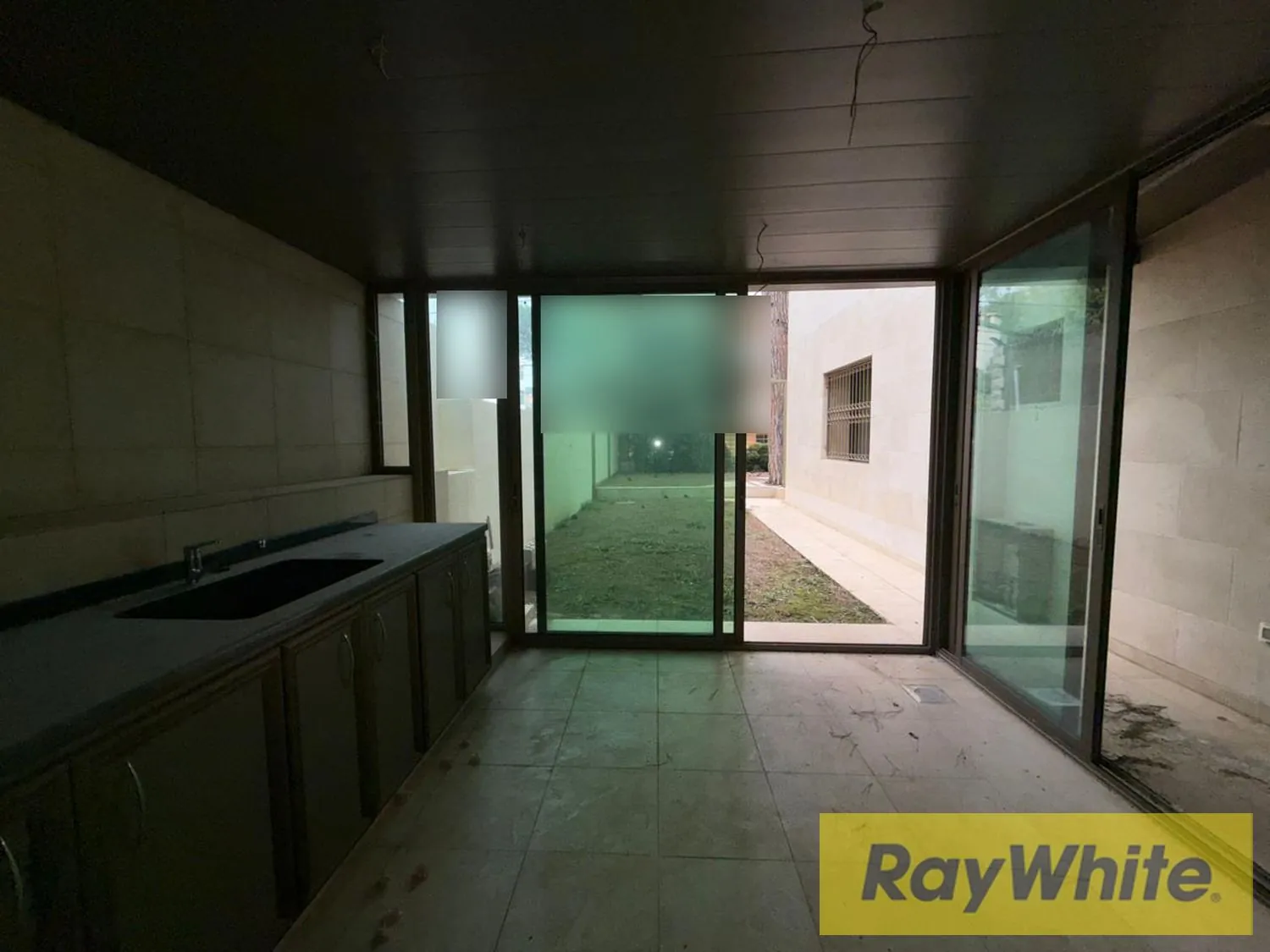 Apartment For Sale In Oyoun – 277 Sqm + Garden | Brand New | Mountain And Pine View — الصورة 4