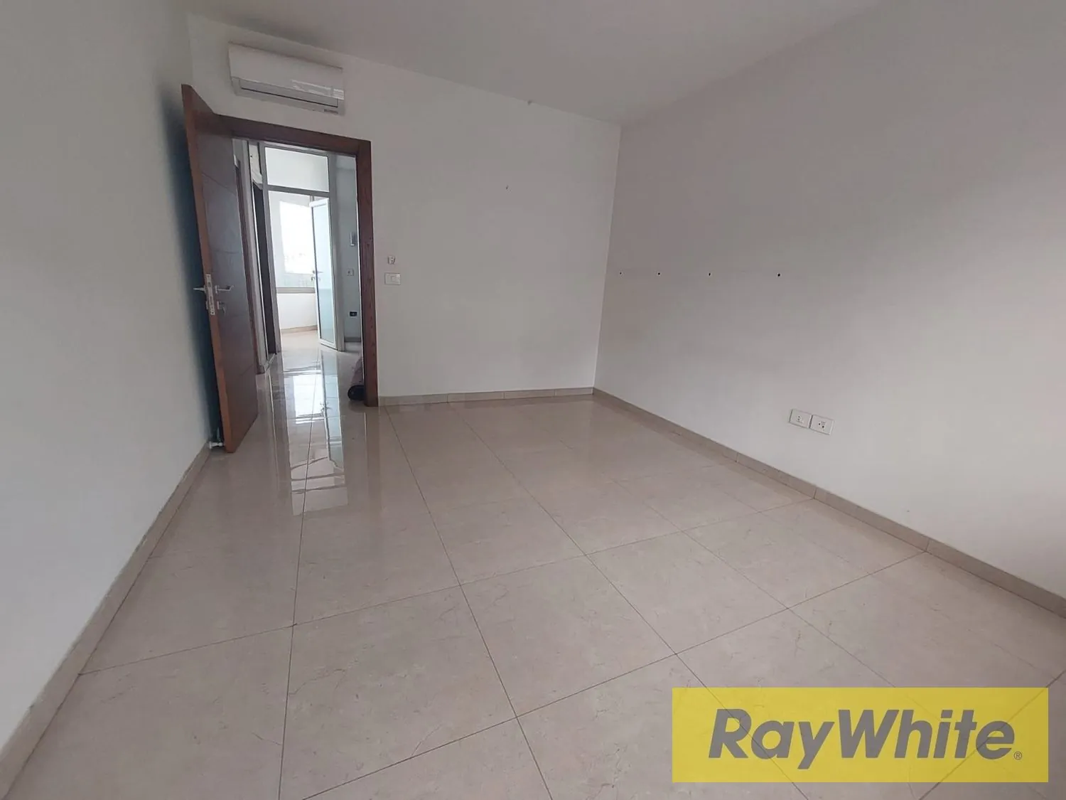 Office For Rent In Mtayleb — الصورة 3