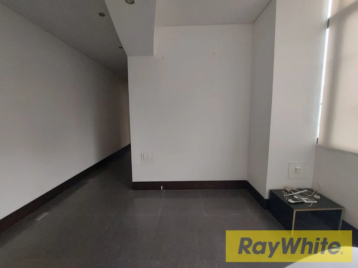Office For Rent In Dora — photo 2