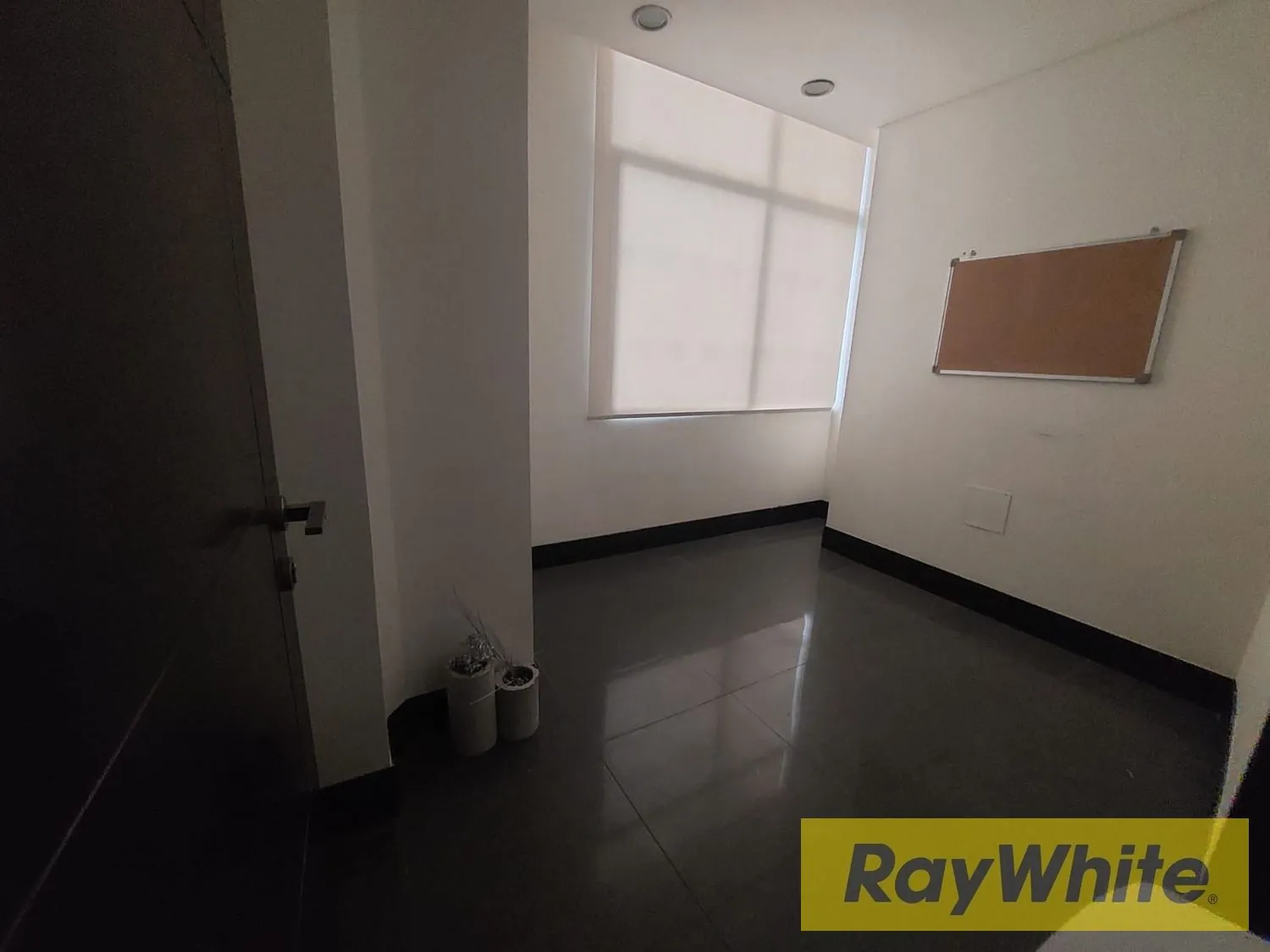 Office For Rent In Dora — photo 3