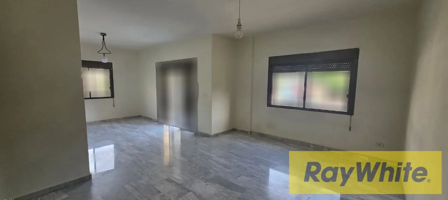 Apartment For Sale In Jdeideh — الصورة 4