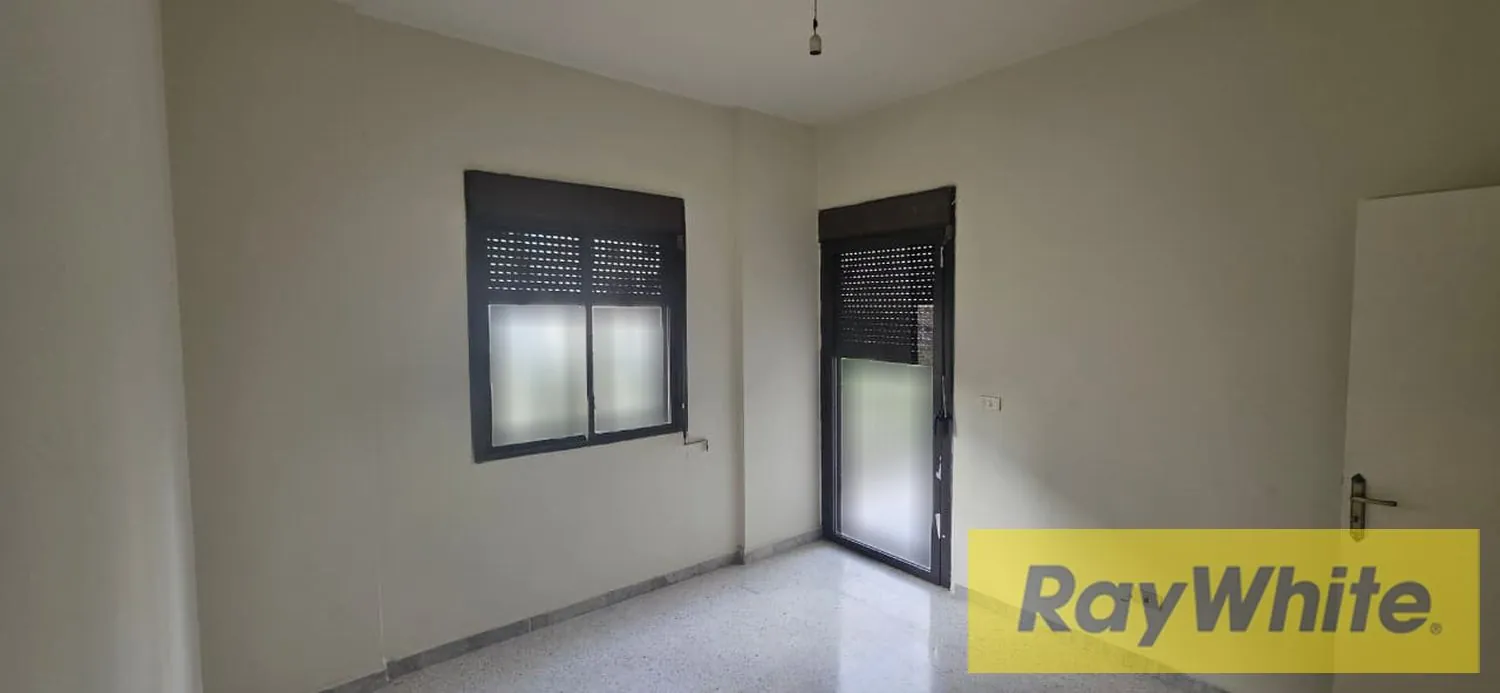 Apartment For Sale In Jdeideh — الصورة 5