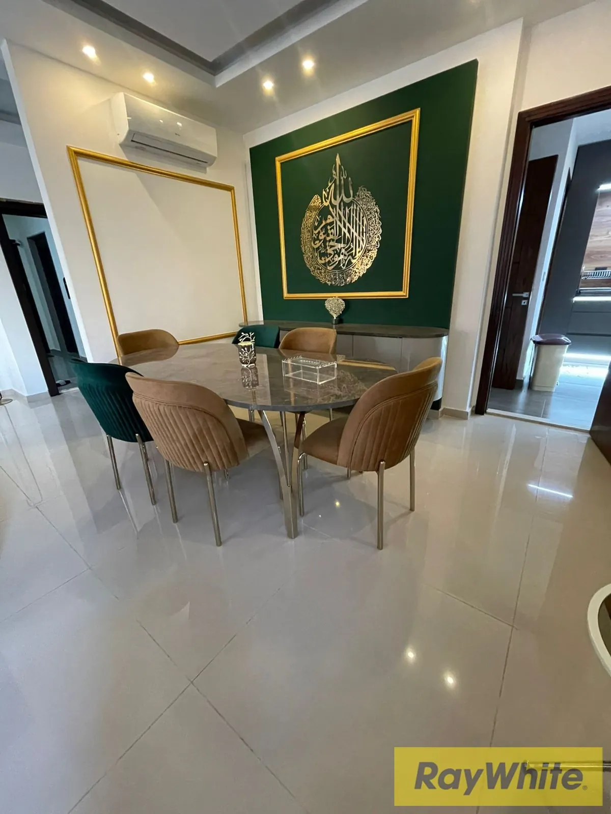 Apartment For Sale In Ain El Remmaneh – 210 Sqm — photo 5