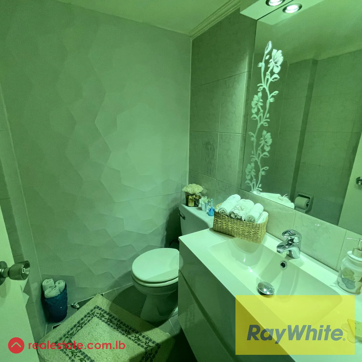 Apartment For Sale In Rabweh — الصورة 4
