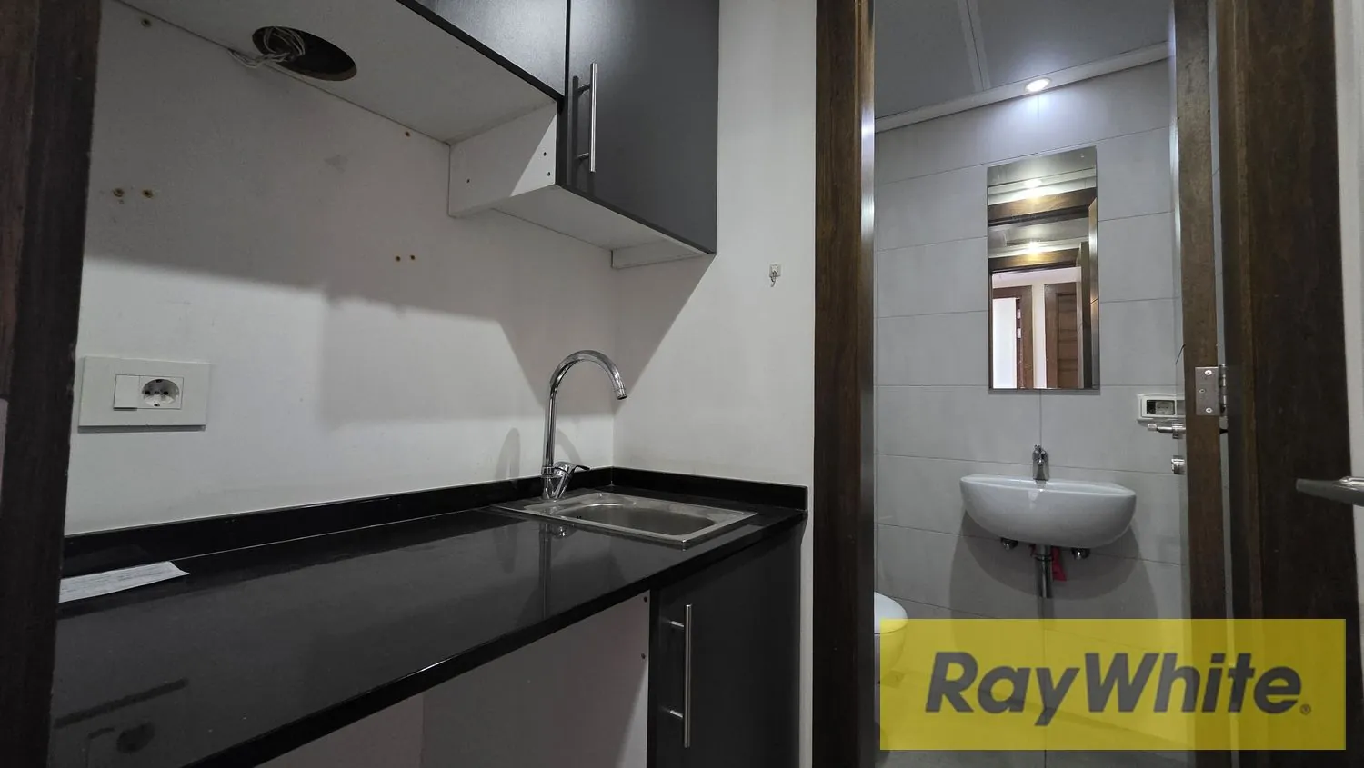 Office For Rent In Prime Horch Tabet — الصورة 4