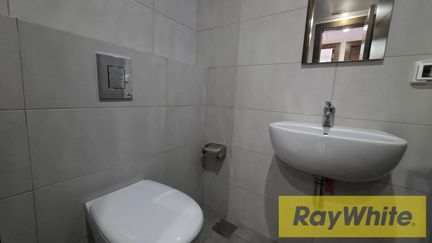 Office For Rent In Prime Horch Tabet — الصورة 5