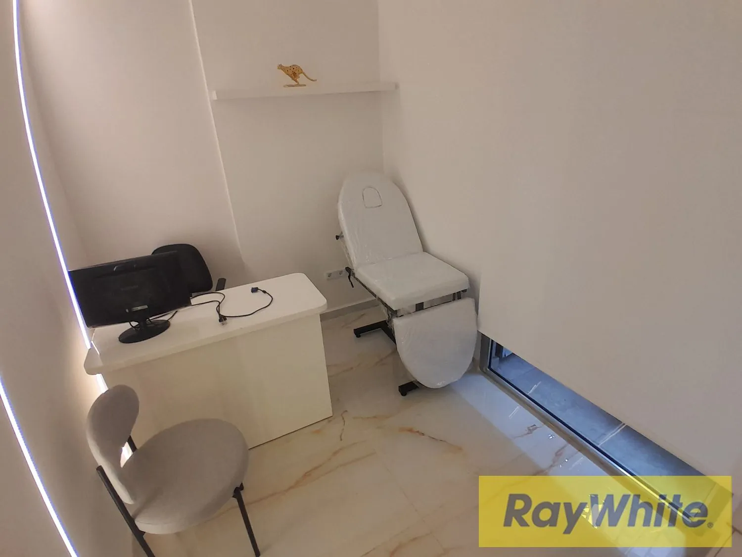 Clinic For Rent In Achrafieh – Hotel Dieu | 12 Sqm — الصورة 3