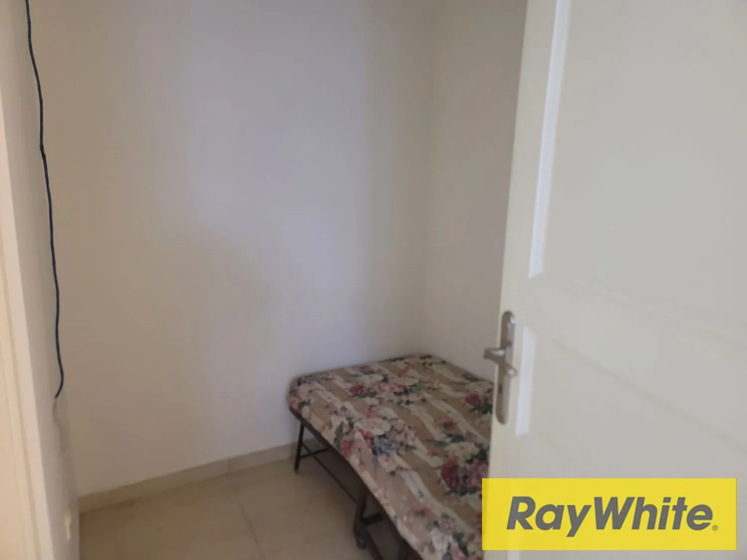 Apartment For Rent In Jouret El Ballout – 178 Sqm | Fully Furnished — الصورة 2