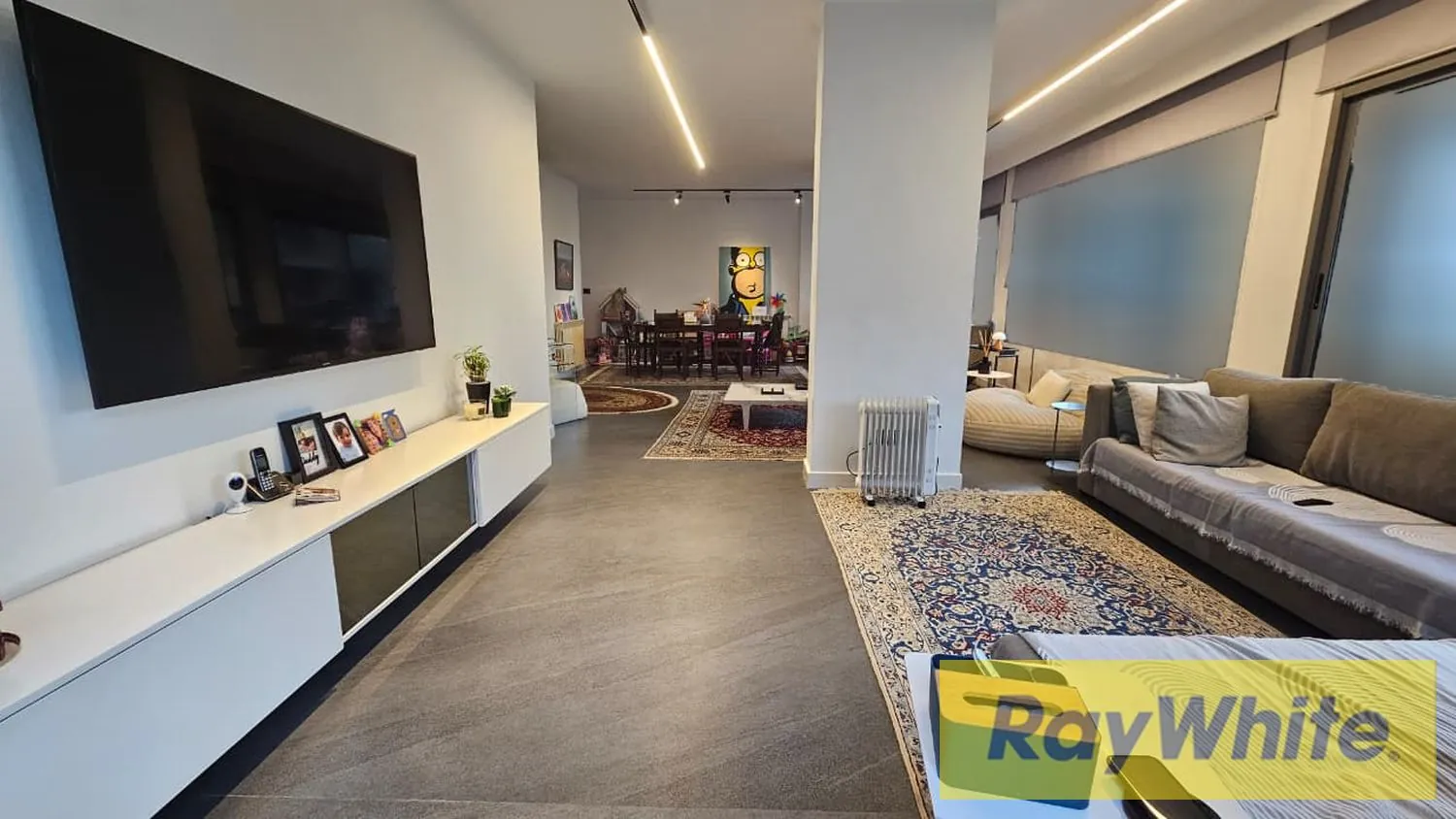 Apartment For Sale In Hazmieh – 200 Sqm + Roof