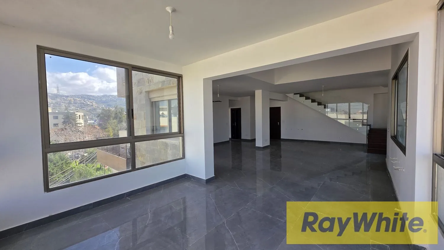 Duplex For Sale In Jamhour — الصورة 5