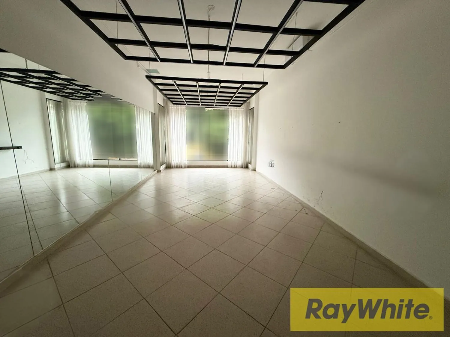 Shop For Sale In Achrafieh – 54 Sqm — الصورة 3