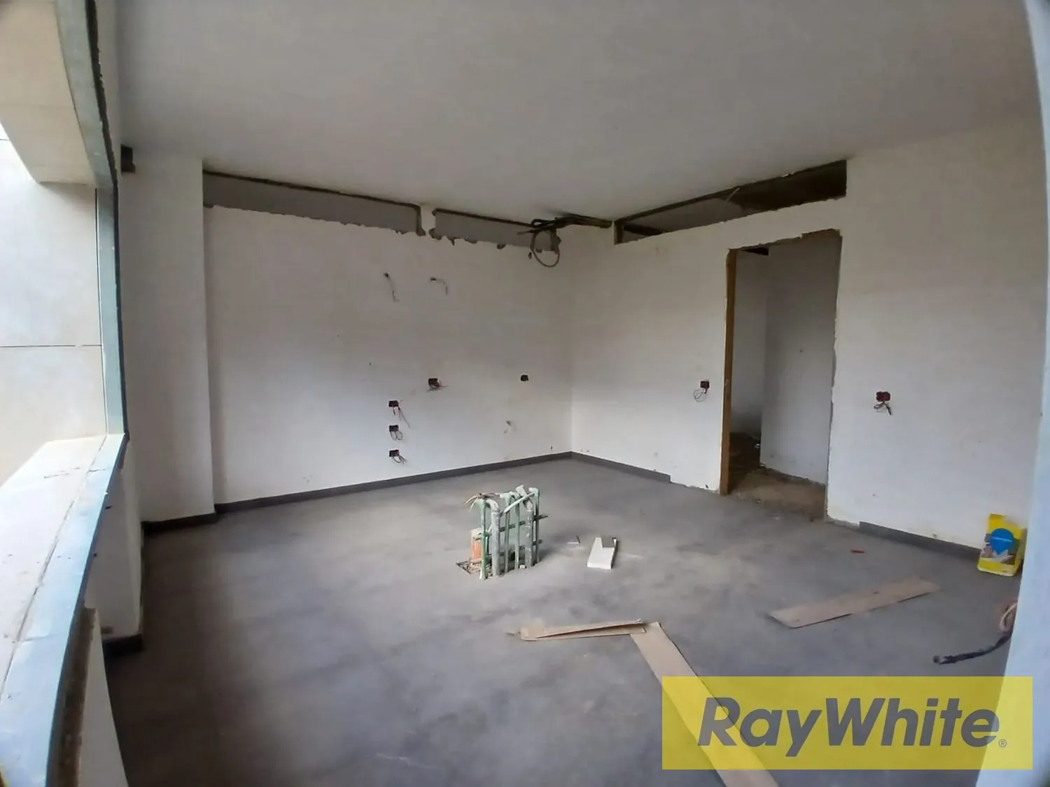 Apartment For Sale In Qornet El Hamra — photo 2