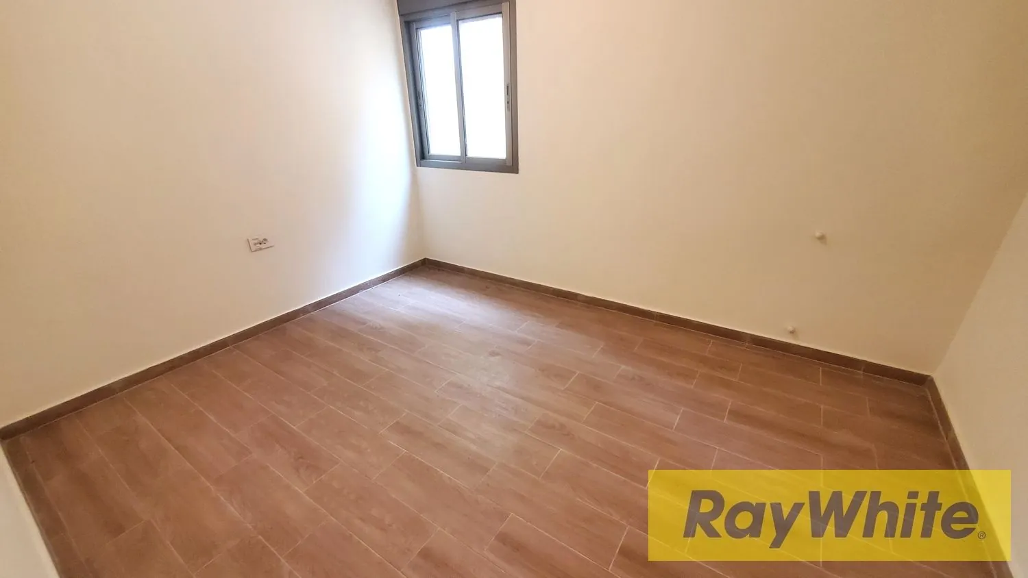 Apartment For Sale In Elissar — الصورة 2
