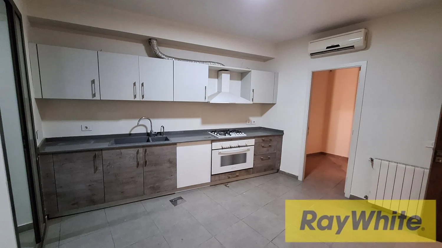Apartment For Sale In Sassine – 201 Sqm — photo 3
