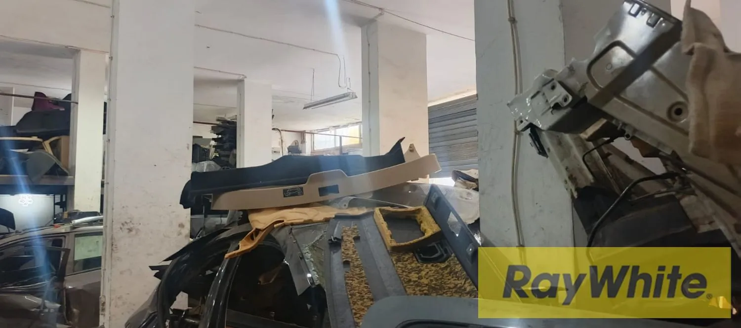 Warehouse For Sale In Fanar – 600 Sqm — الصورة 2