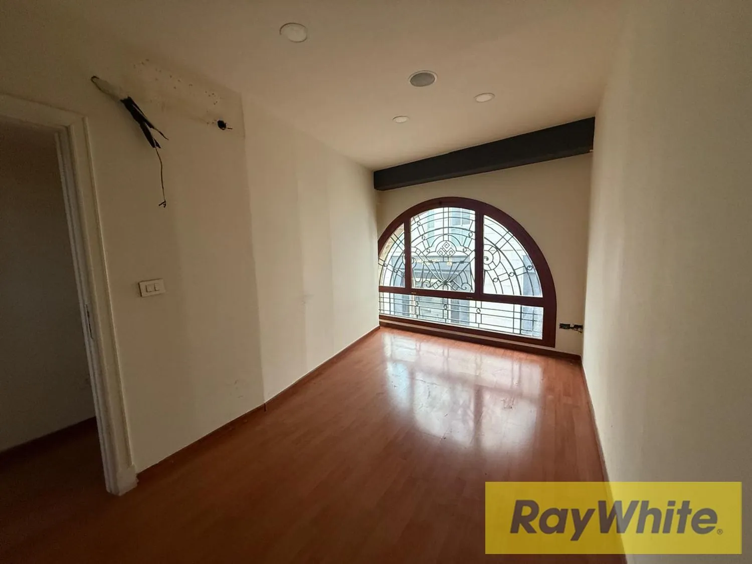 Office For Rent In Downtown – 100 Sqm — الصورة 3