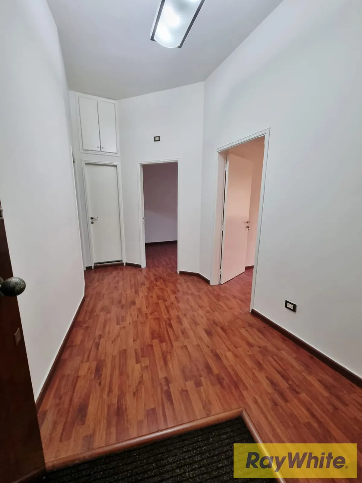 Office For Rent In Jdeideh – Prime Location — photo 2