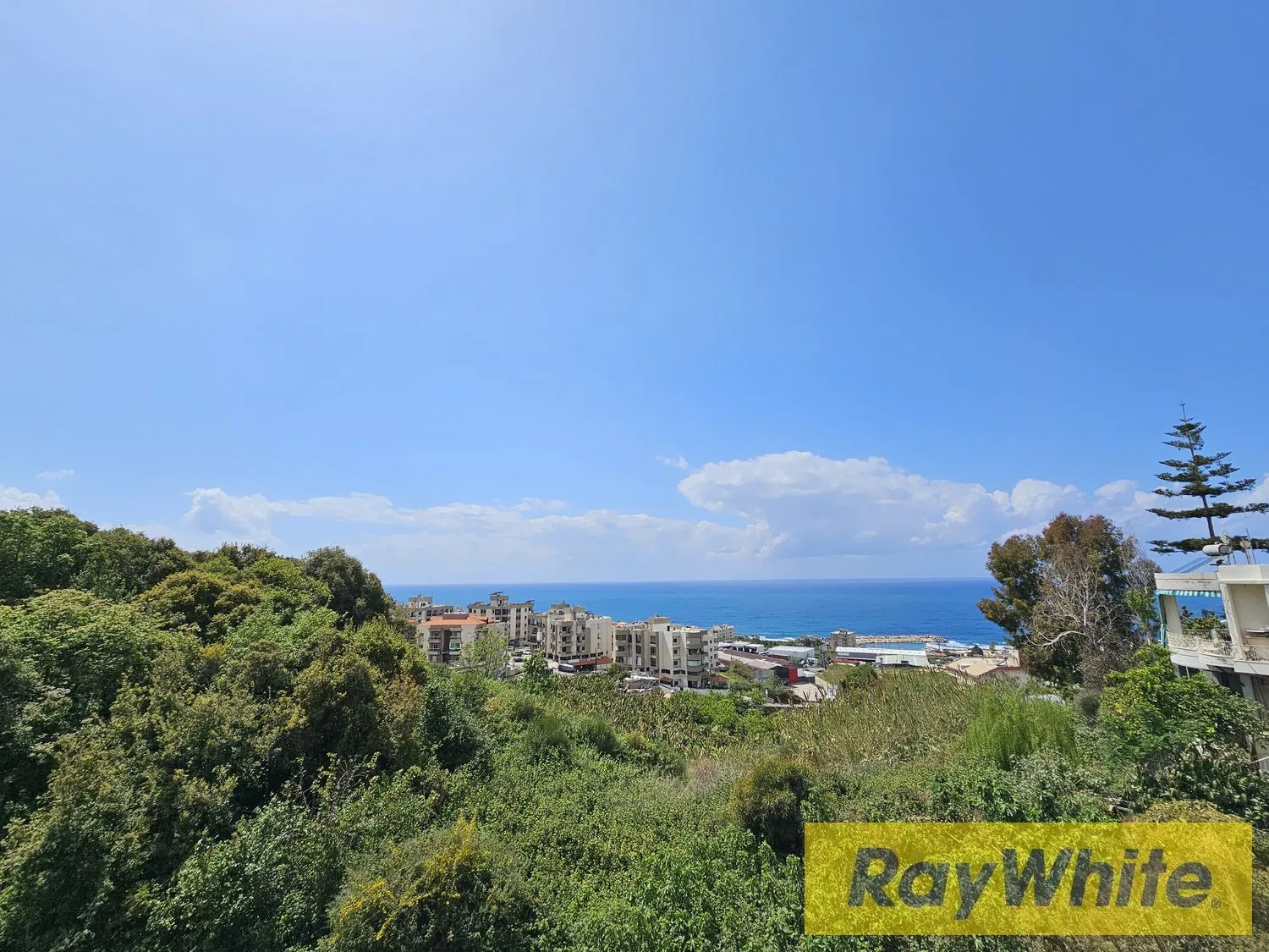 Apartment For Sale In Bouar With Sea View